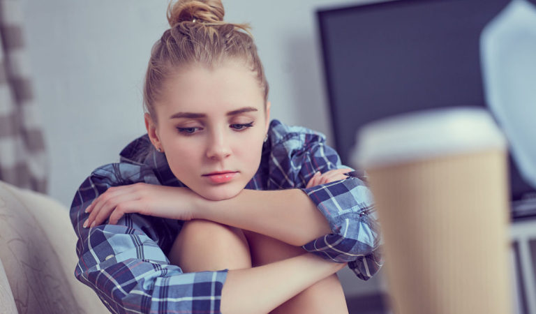 5 Tips to Help Your Teen or Tween Through Back To School Anxiety