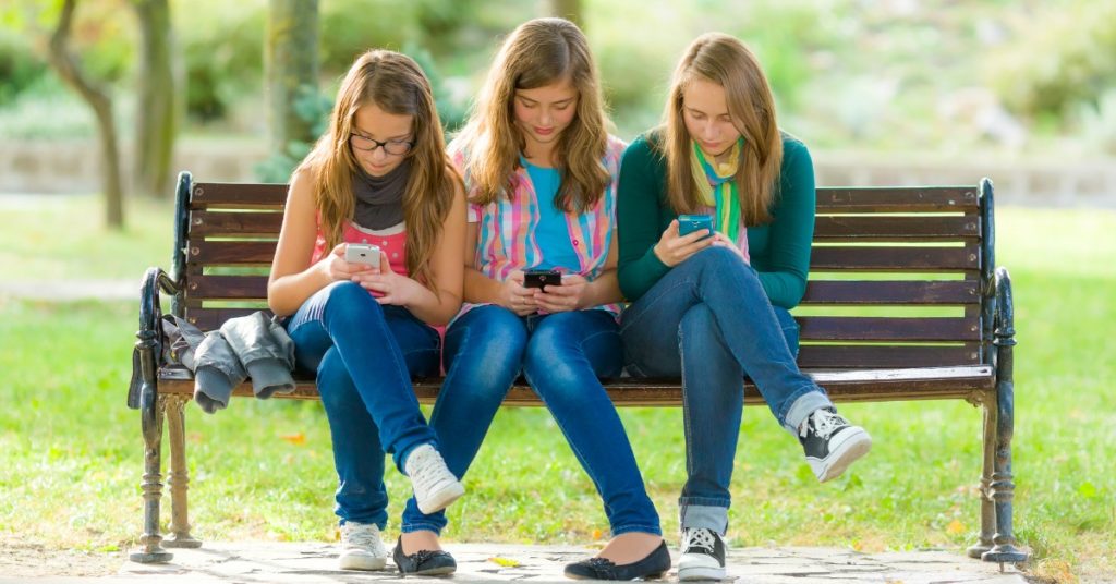 how do I control my tween or teens cellphone usage