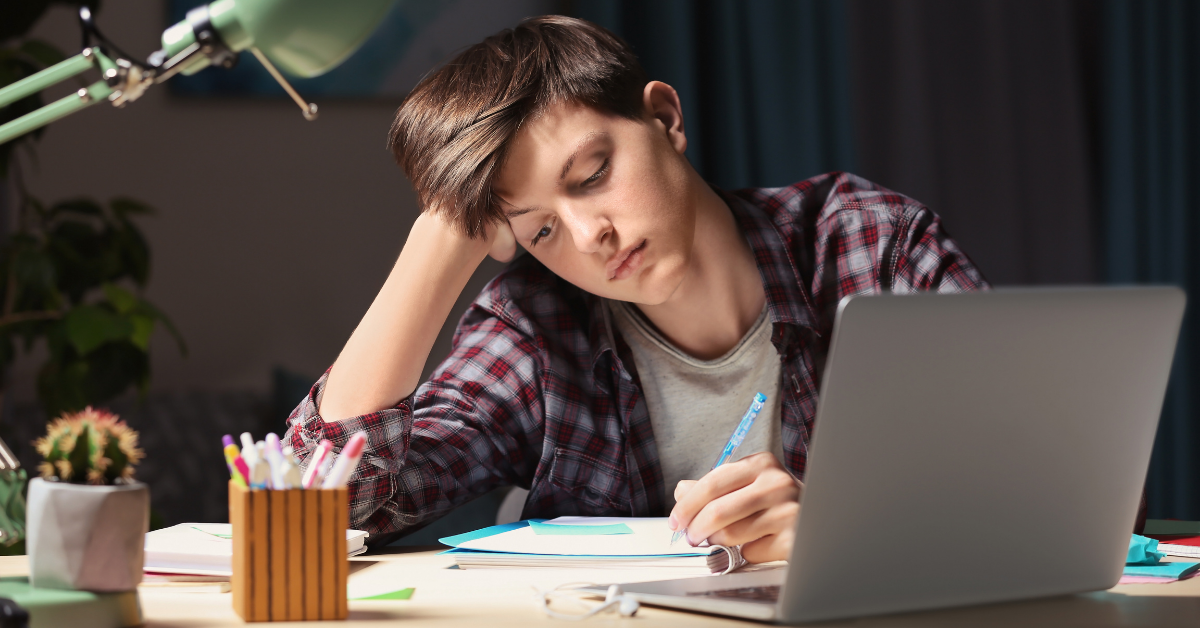 How Do You Deal With An Underachiever? – Moms of Tweens and Teens