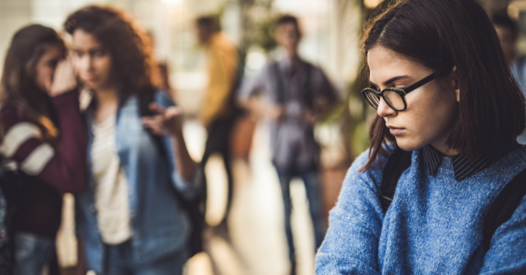 How to Support Your Middle Schooler Navigate Cliques, Friendships, and the Weird Stuff  